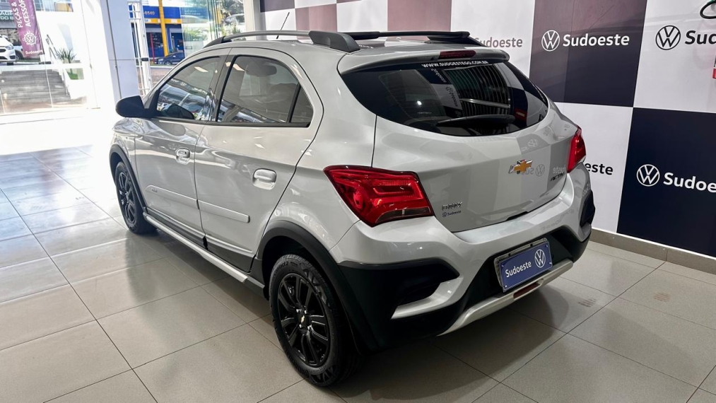 chevrolet onix 1.4 mpfi activ 8v flex 4p manual 5p 20196