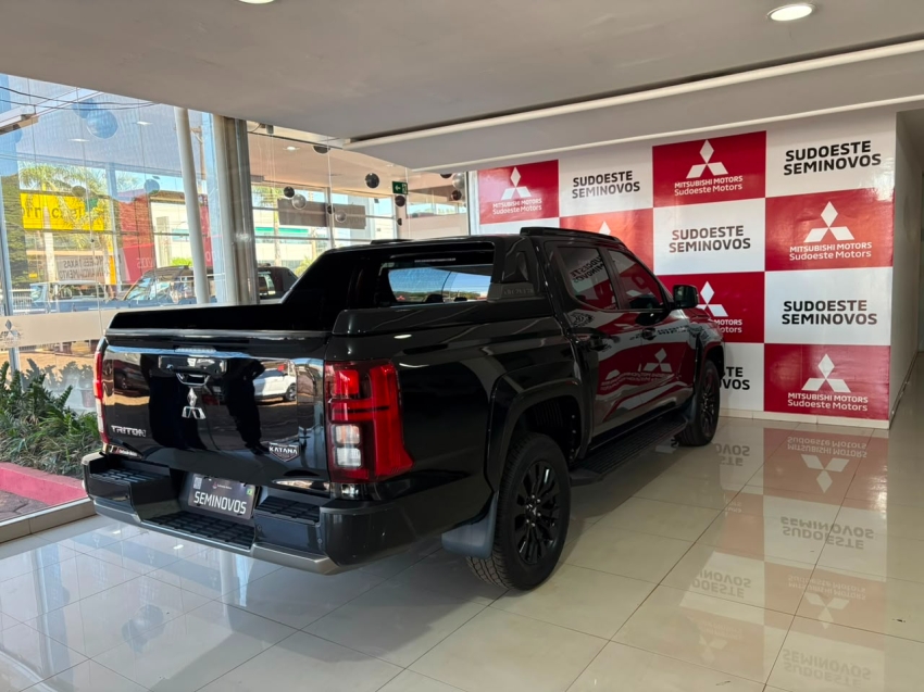 mitsubishi triton 2.4 biturbo diesel cd katana 4x4 automatico 4p 20266