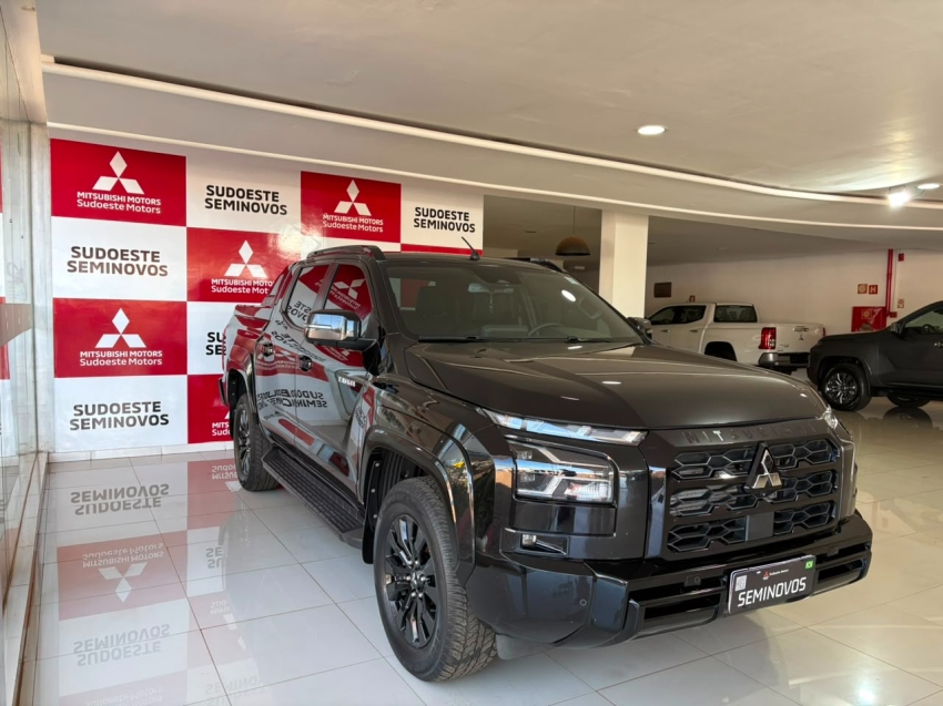 mitsubishi triton 2.4 biturbo diesel cd katana 4x4 automatico 4p 20262
