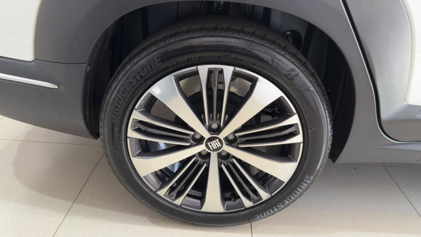 fiat fastback 1.0 turbo 200 flex audace cvt 9.9 4p automatico 202513