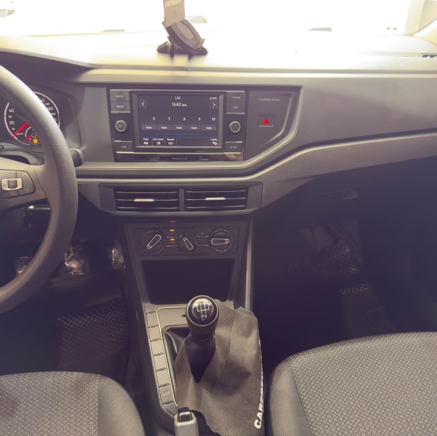 volkswagen polo 1.0 mpi total flex manual 9.9 4p 202110