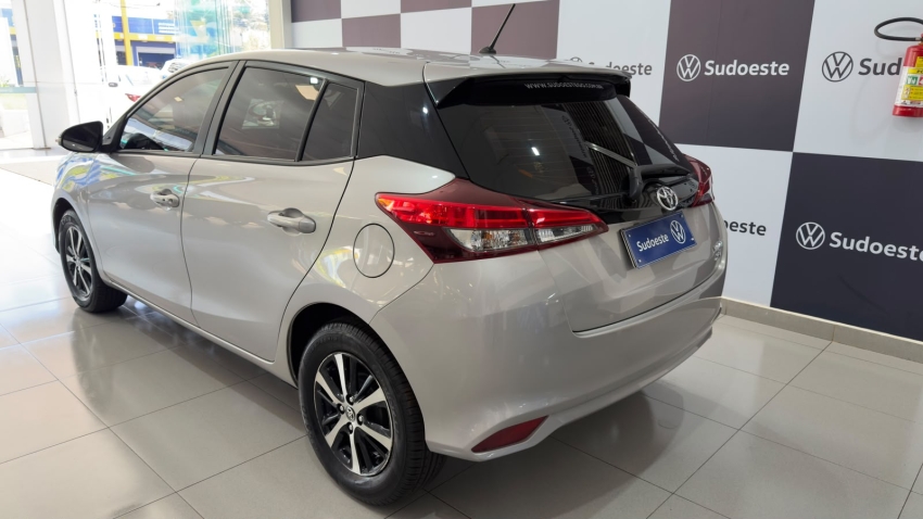 toyota yaris 1.5 16v flex xls connect multidrive 1.4 4p automatico 20206