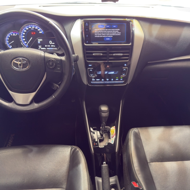 toyota yaris 1.5 16v flex xls connect multidrive 1.4 4p automatico 202010