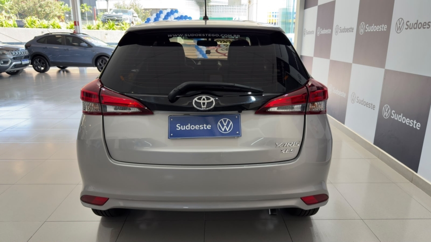 toyota yaris 1.5 16v flex xls connect multidrive 1.4 4p automatico 20205