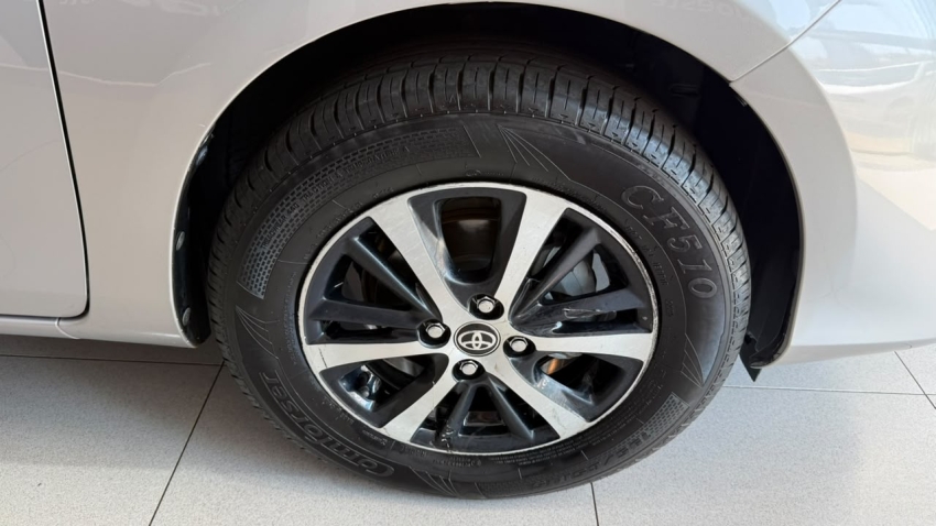 toyota yaris 1.5 16v flex xls connect multidrive 1.4 4p automatico 202013
