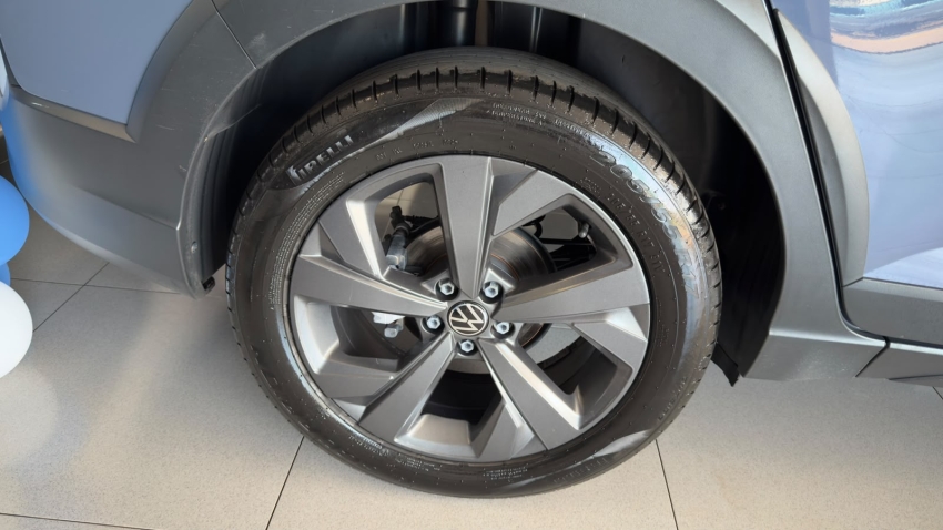 volkswagen nivus 1.0 200 tsi total flex comfortline automatico 9.9 5p 202513