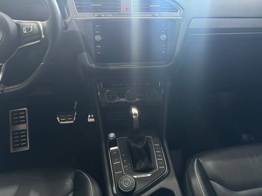 volkswagen tiguan 2.0 350 tsi gasolina allspace r-line 4motion dsg 1.9 4p automatico 202110