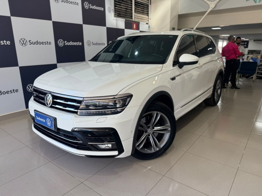 volkswagen tiguan 2.0 350 tsi gasolina allspace r-line 4motion dsg 1.9 4p automatico 20210