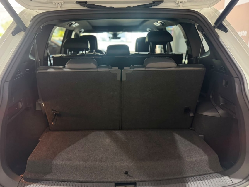 volkswagen tiguan 2.0 350 tsi gasolina allspace r-line 4motion dsg 1.9 4p automatico 202114
