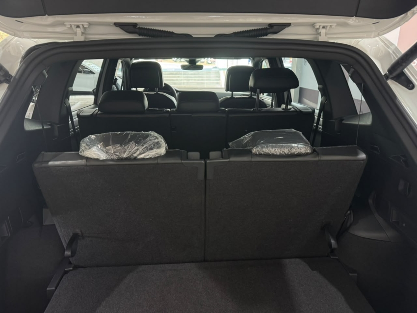 volkswagen tiguan 2.0 300 tsi gasolina allspace r-line automatico 1.9 4p 202413