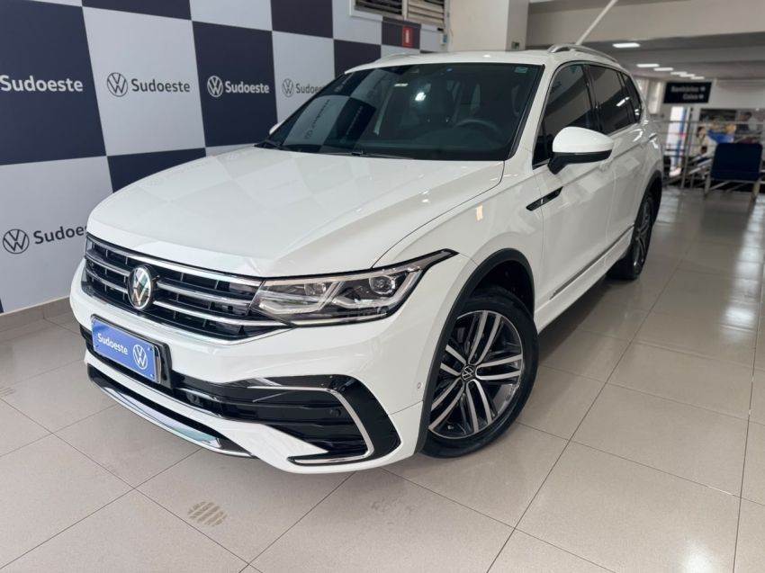volkswagen tiguan 2.0 300 tsi gasolina allspace r-line automatico 1.9 4p 20240
