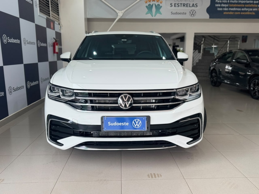 volkswagen tiguan 2.0 300 tsi gasolina allspace r-line automatico 1.9 4p 20241