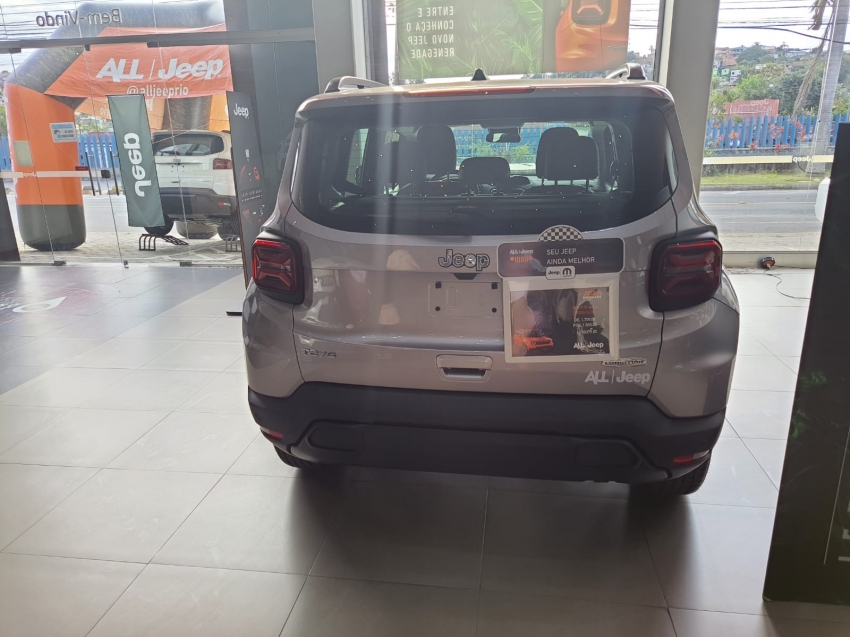 jeep renegade longitude t270 flex 1.3 4p automatico 2024