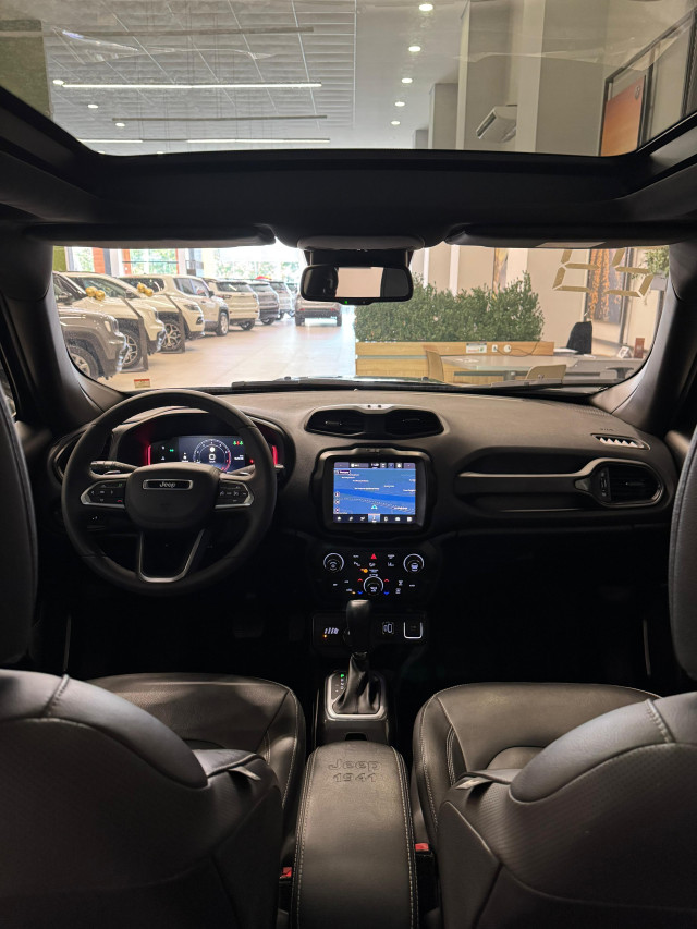 jeep renegade s 4x4 flex turbo teto solar baixa km super novo jeep renegade s 4x4 flex turbo teto solar baixa km super novo