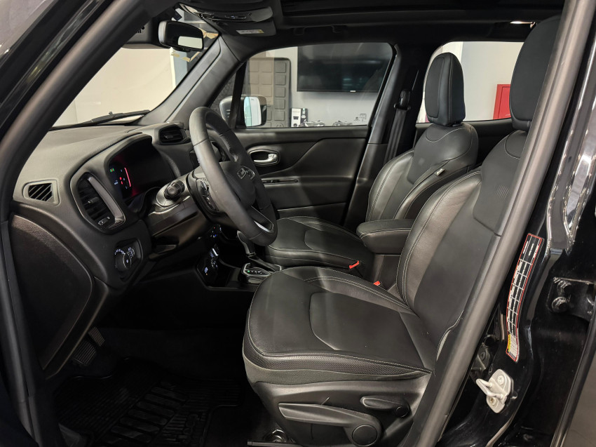 jeep renegade s 4x4 flex turbo teto solar baixa km super novo jeep renegade s 4x4 flex turbo teto solar baixa km super novo