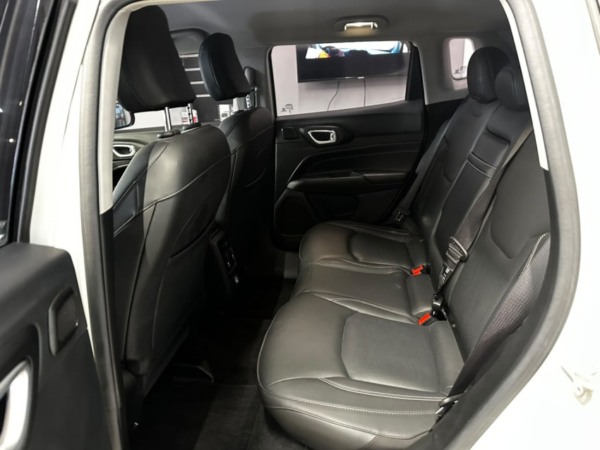 jeep compass 1.3 t270 turbo flex longitude at6 4p automatico 202311