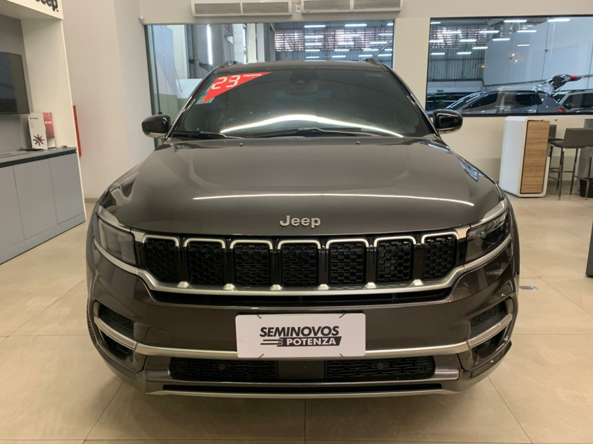 jeep commander 2.0 td380 turbo diesel overland at9 23/23 seminovo1