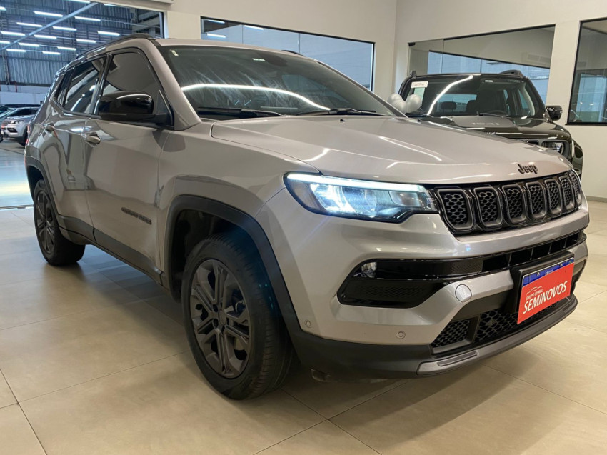 jeep compass 1.3 t270 turbo flex longitude at6 4p automatico 2023 jeep compass 1.3 t270 turbo flex longitude at6 4p automatico 2023