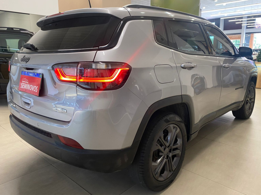 jeep compass 1.3 t270 turbo flex longitude at6 4p automatico 2023 jeep compass 1.3 t270 turbo flex longitude at6 4p automatico 2023