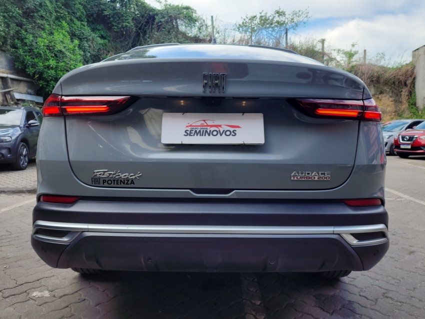 fiat fastback 1.0 turbo 200 flex audace cvt 4p automatico 2023 fiat fastback 1.0 turbo 200 flex audace cvt 4p automatico 2023