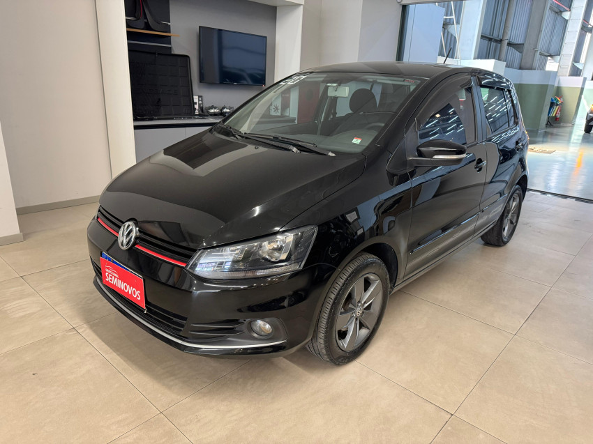 volkswagen fox connect 1.6 completo flex super novo vw
