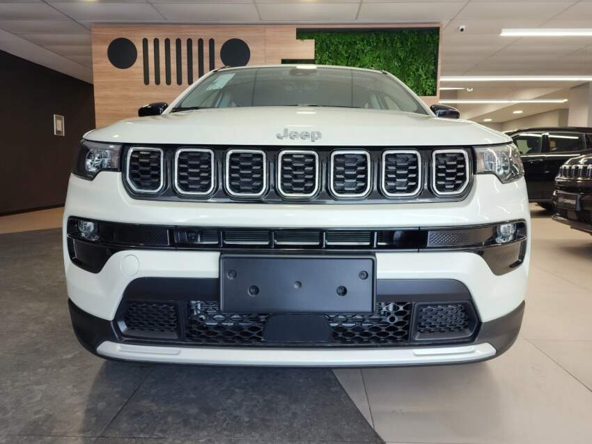 jeep compass 1.3 t270 turbo flex longitude at6 25/26 0km jeep compass 1.3 t270 turbo flex longitude at6 25/26 0km