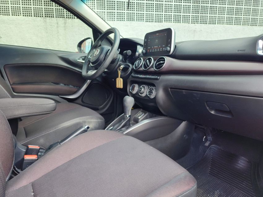 fiat cronos 1.8 e.torq flex precision at6 19/20 seminovo