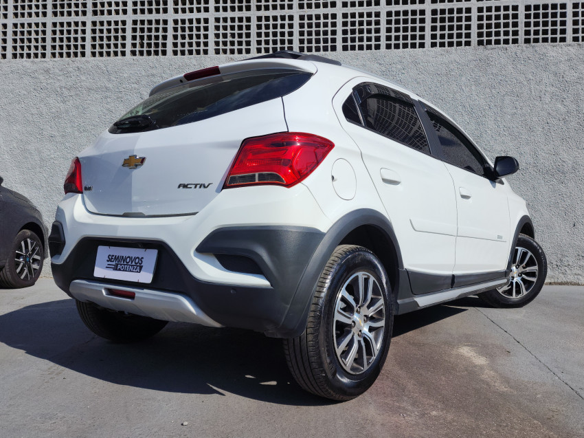 chevrolet onix 1.4 mpfi activ 8v flex 4p man 18/18 seminovo