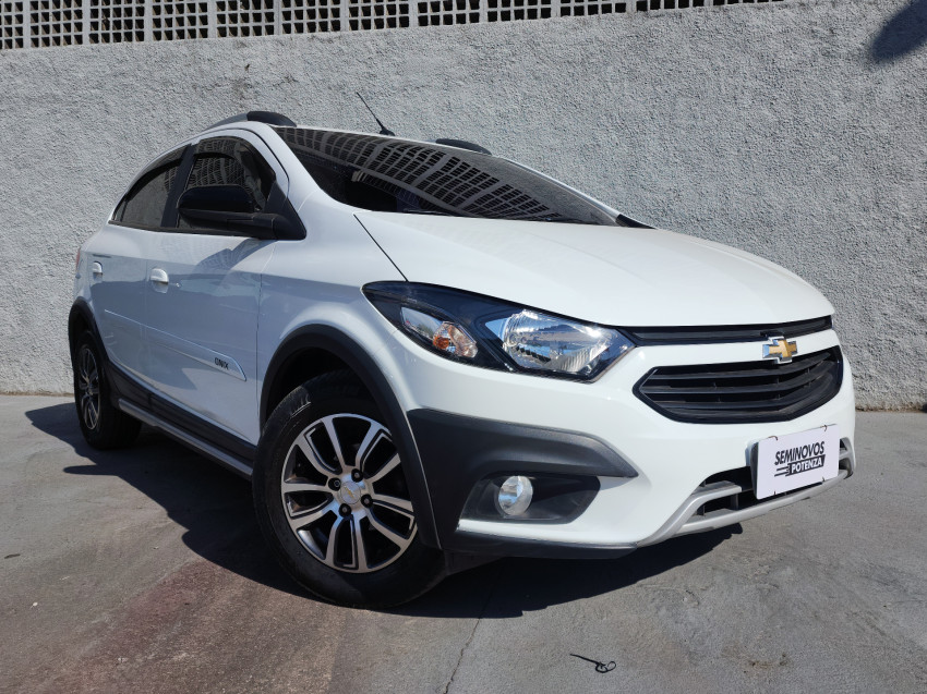 chevrolet onix 1.4 mpfi activ 8v flex 4p man 18/18 seminovo