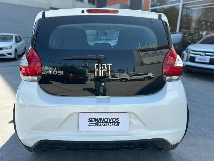 fiat mobi 1.0 evo flex like man 23/24 seminovo