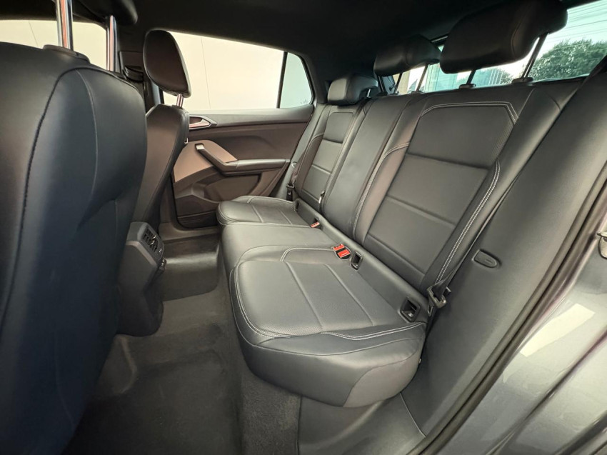 volkswagen t-cross 1.4 250 tsi total flex highline at 23/24 seminovo