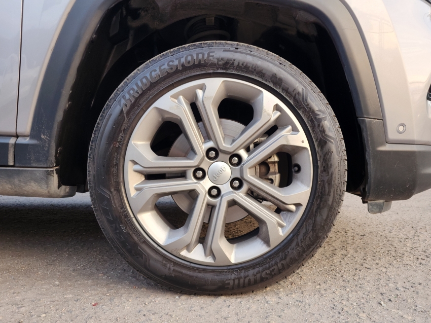 jeep compass 1.3 t270 turbo flex longitude at6 23/23 seminovo