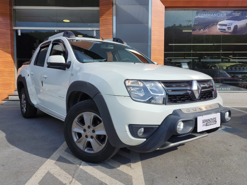 renault duster oroch 2.0 16v flex dynamique 4p at 16/17 seminovo