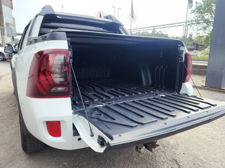 renault duster oroch 2.0 16v flex dynamique 4p at 16/17 seminovo