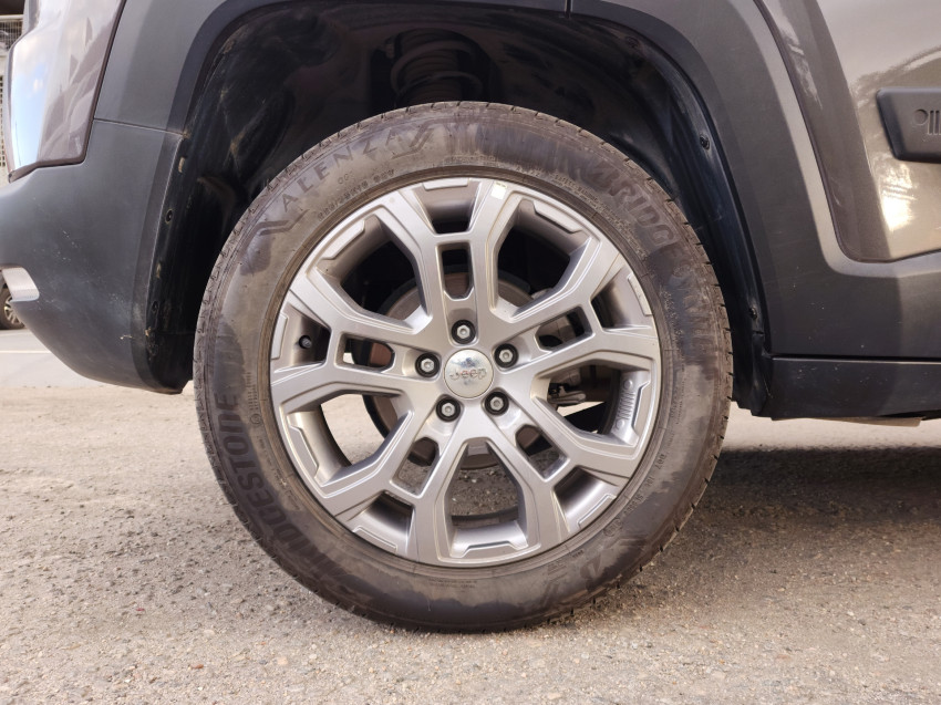 jeep renegade 1.3 t270 turbo flex longitude at6 24/25 seminovo