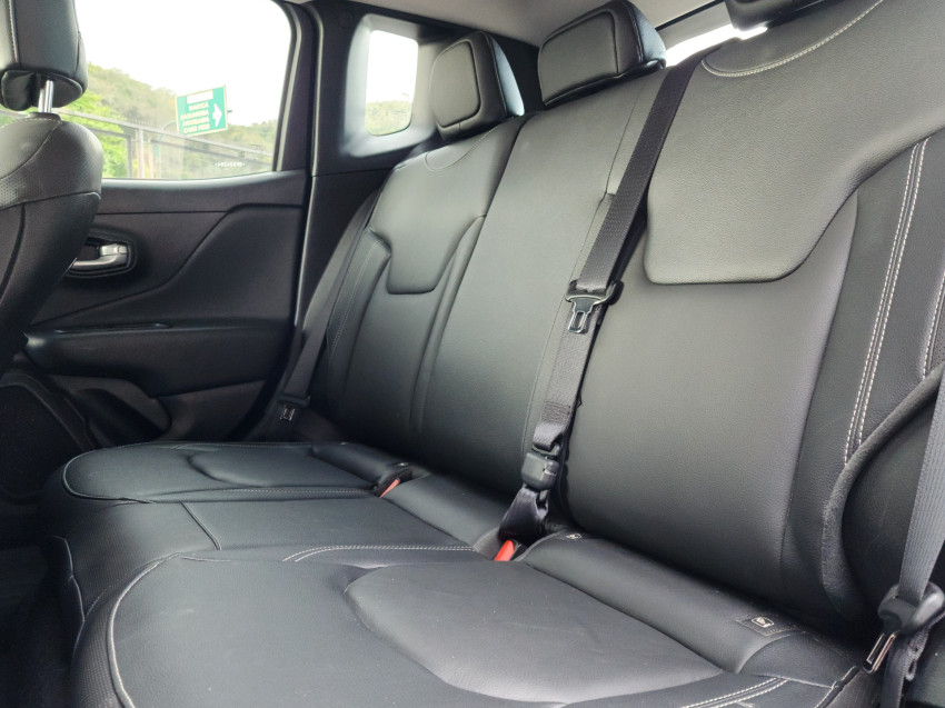 jeep renegade 1.3 t270 turbo flex longitude at6 24/25 seminovo