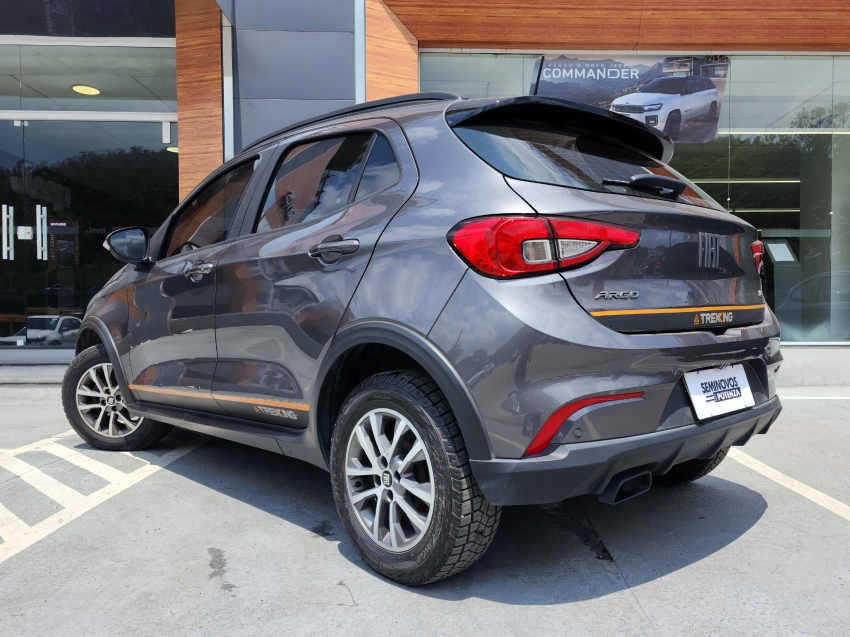 fiat argo 1.3 firefly flex trekking cvt 23/23 seminovo