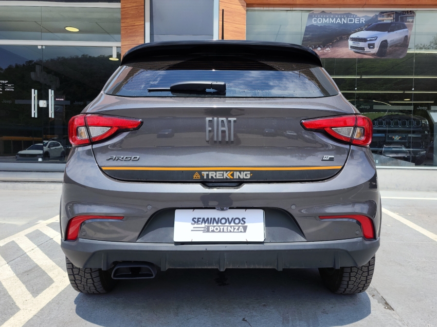 fiat argo 1.3 firefly flex trekking cvt 23/23 seminovo