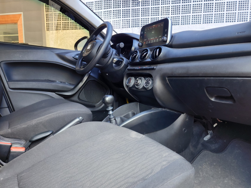 fiat cronos 1.3 firefly flex drive man 23/23 seminovo