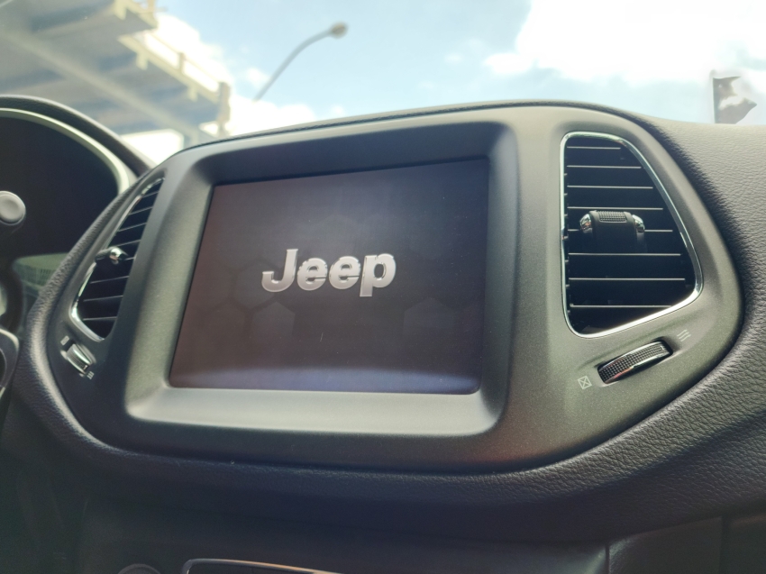 jeep compass 2.0 16v flex longitude at 19/20 seminovo