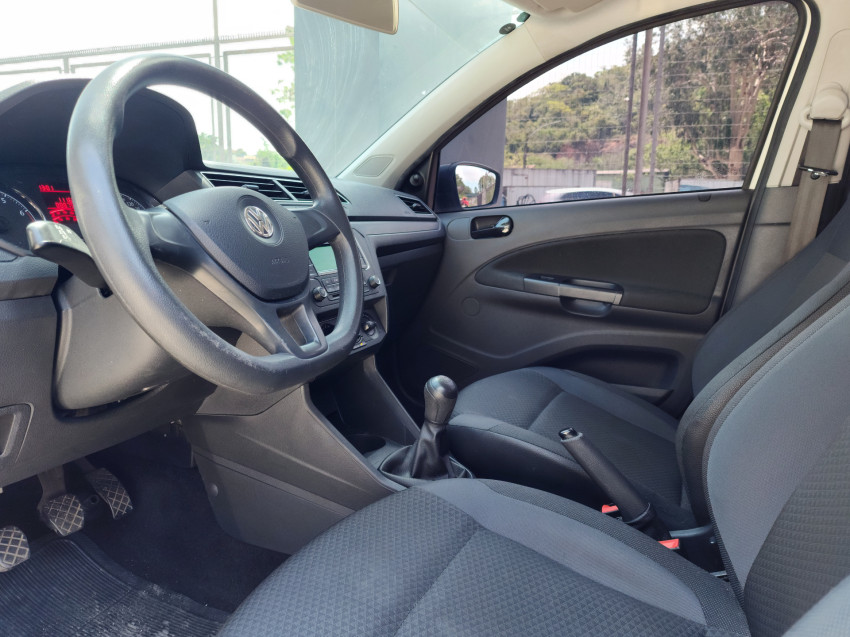 volkswagen voyage 1.0 12v mpi totalflex 4p man 22/23 seminovo5