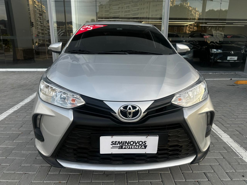 toyota yaris 1.5 16v flex xls multidrive 24/25 seminovo1