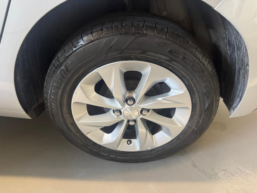 chevrolet onix 1.0 turbo flex lt at 20/20 seminovo12