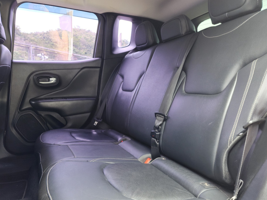 jeep renegade 1.3 t270 turbo flex longitude at6 23/24 seminovo14