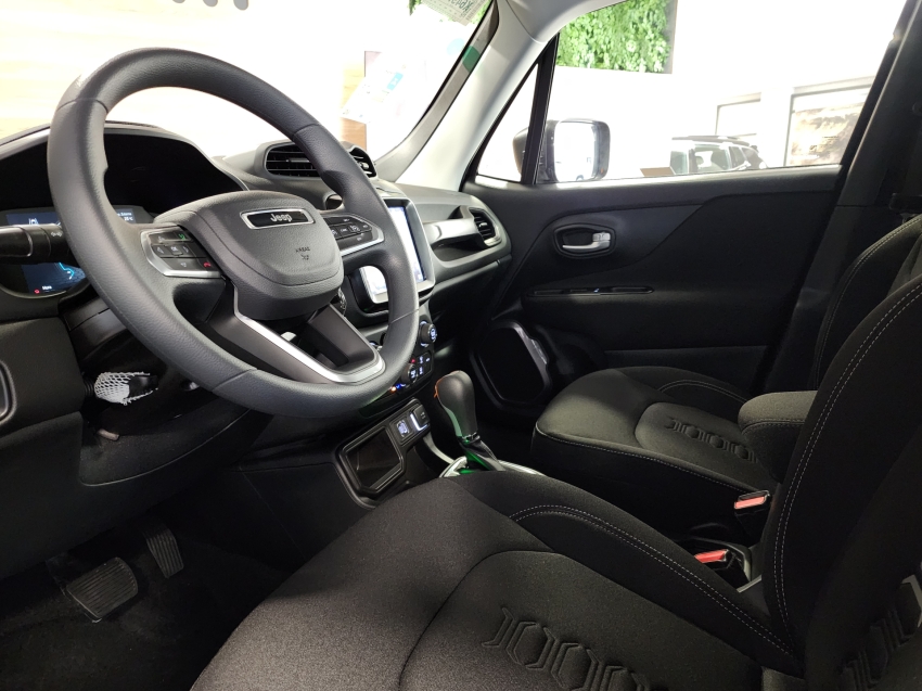 jeep renegade 1.3 t270 turbo flex altitude at6 25/26 0km3