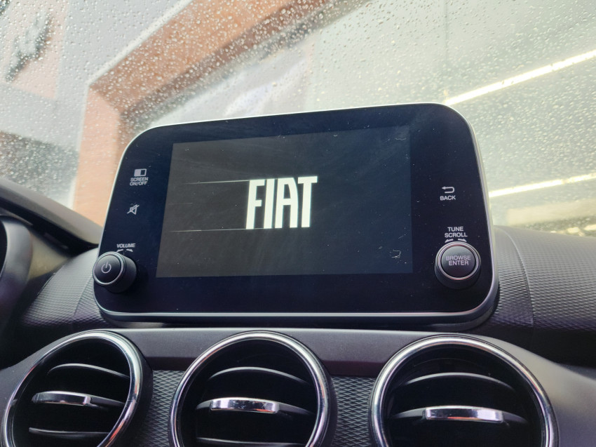 fiat argo 1.3 firefly flex trekking man 22/23 seminovo11