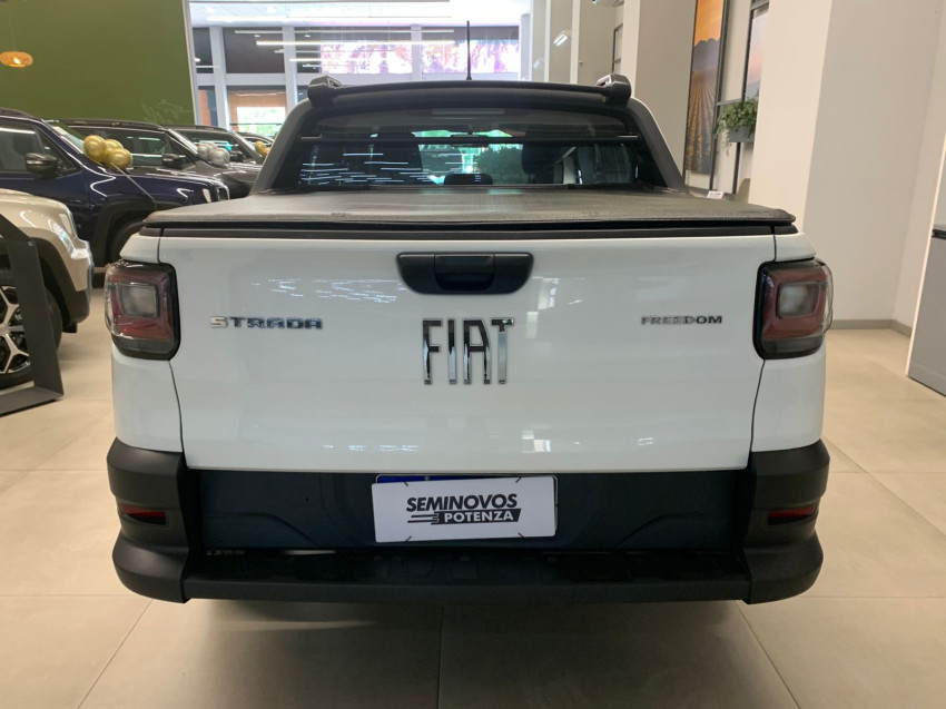 fiat strada 1.3 firefly flex freedom cd man 24/25 seminovo4