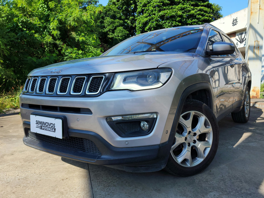 jeep compass 2.0 16v flex longitude at 20/21 seminovo