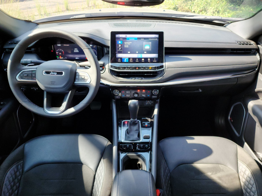 jeep compass 2.0 hurricane 4 turbo gasolina blackhawk at9 24/25 seminovo7