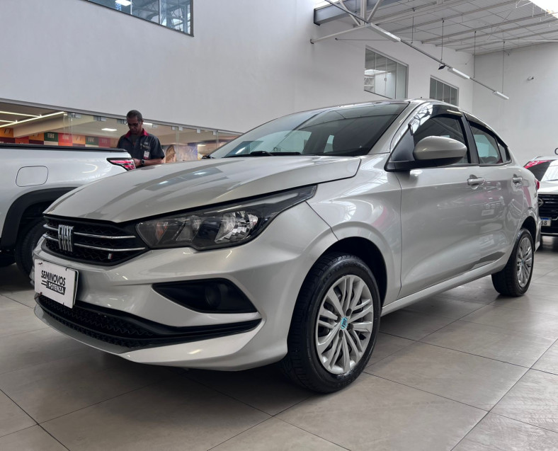 fiat cronos 1.3 firefly flex drive man 23/24 seminovo